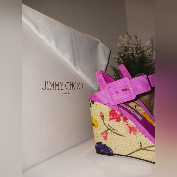 NWT Jimmy Choo - Mirabelle Casual Suede Edge Floral Sandals - Picture 3 of 13